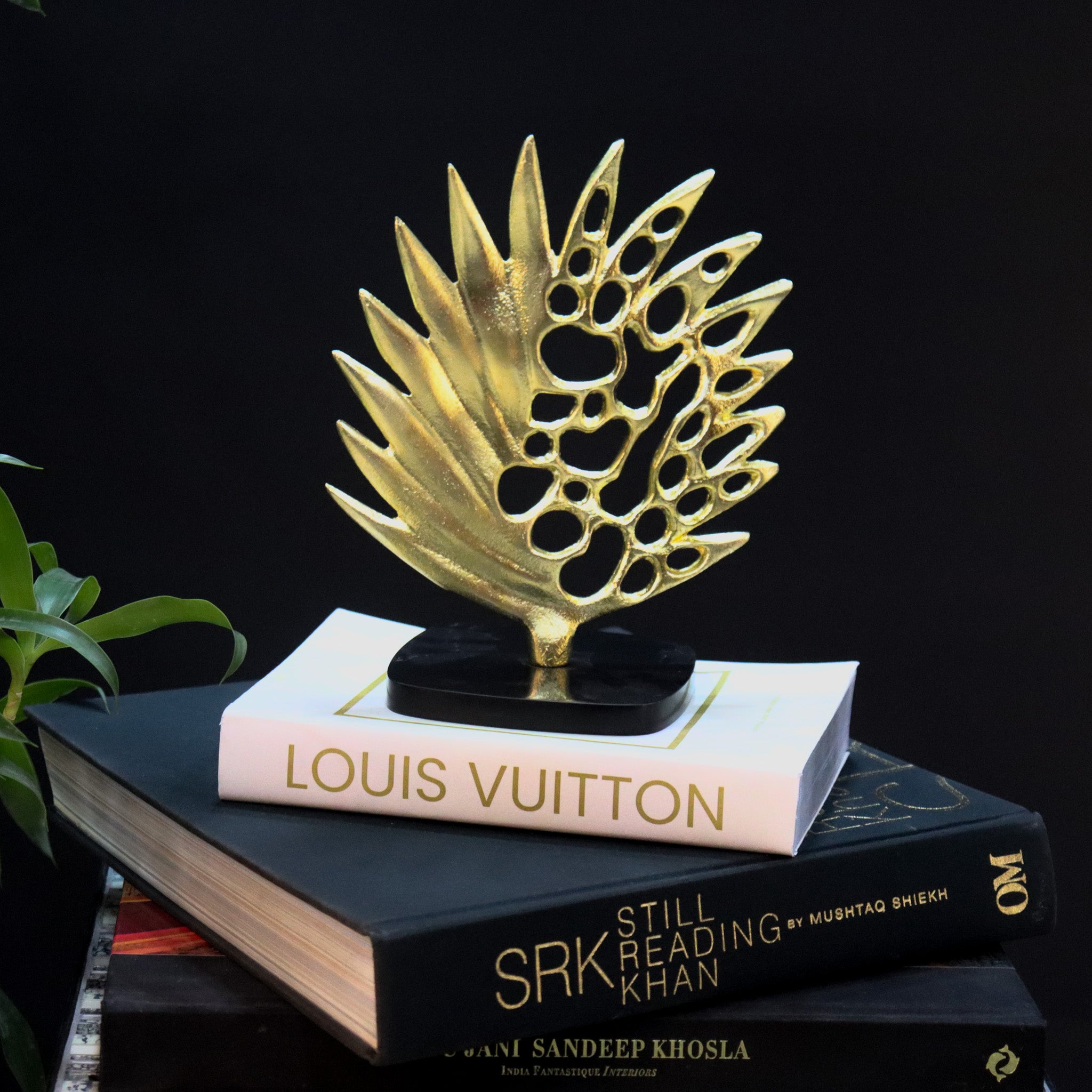 Double Texture Leaf on Aluminium/Corian