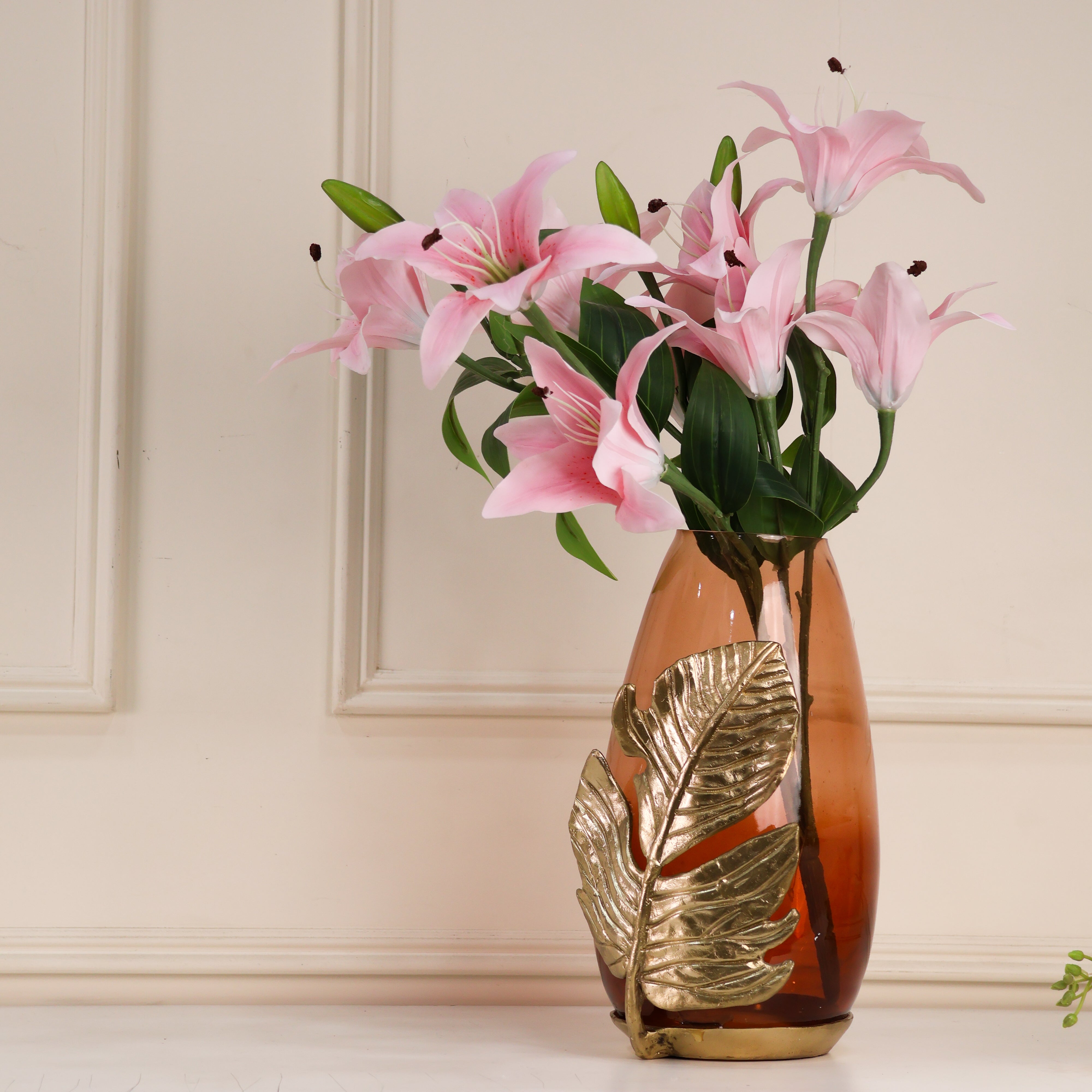 Verdant Glow Vase
