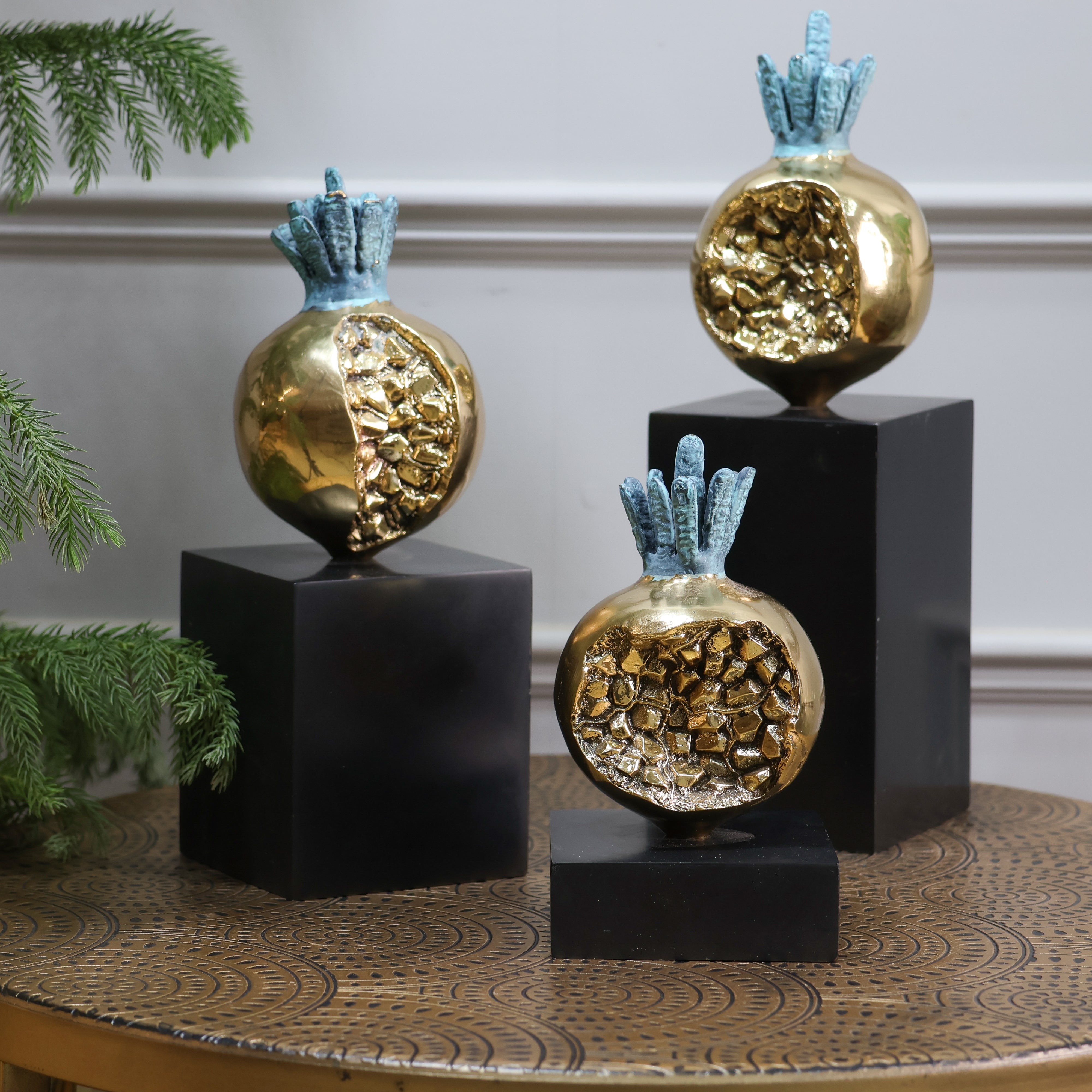 Brass Pomegranate Showpiece Set